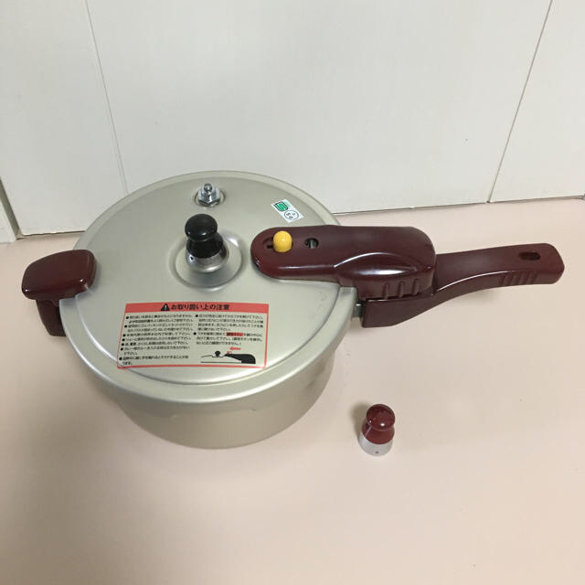 ワンダーシェフ 家庭用片手圧力鍋 2.8Lの通販 by ポン助 s shop｜ラクマ