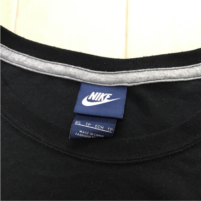 NIKE(ナイキ)のNIKEガールズTシャツ130 キッズ/ベビー/マタニティのキッズ服女の子用(90cm~)(Tシャツ/カットソー)の商品写真