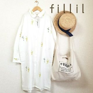 メルロー(merlot)の今季新作＊♫フィリル 小さなブーケのシャツワンピ(ひざ丈ワンピース)