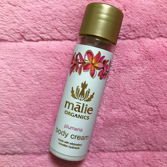 Malie Organics(マリエオーガニクス)のmalie organics ボディークリーム purumeria コスメ/美容のボディケア(ボディクリーム)の商品写真