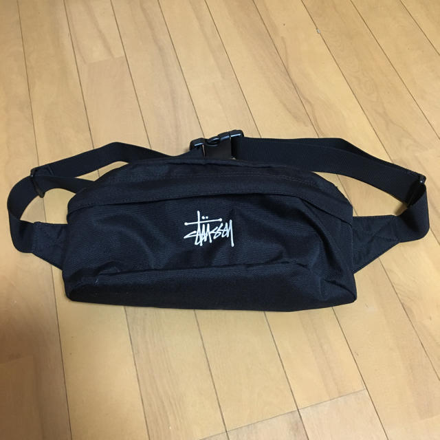 STUSSY(ステューシー)のウエストポーチ レディースのバッグ(ボディバッグ/ウエストポーチ)の商品写真