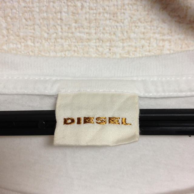 DIESEL(ディーゼル)の値下げ！DIESEL Tシャツ レディースのトップス(Tシャツ(長袖/七分))の商品写真