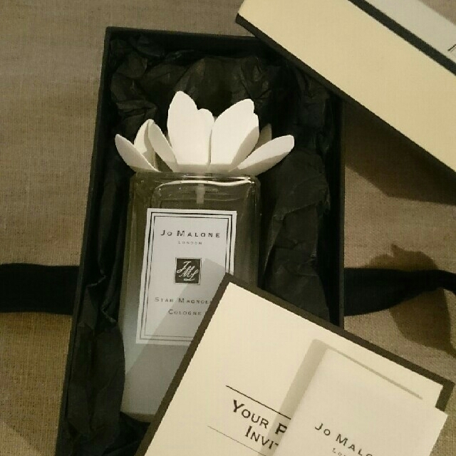 Jo Malone(ジョーマローン)の専用 新品 プレゼントラッピング ジョマローン スターマグノリア 100ml コスメ/美容の香水(香水(女性用))の商品写真