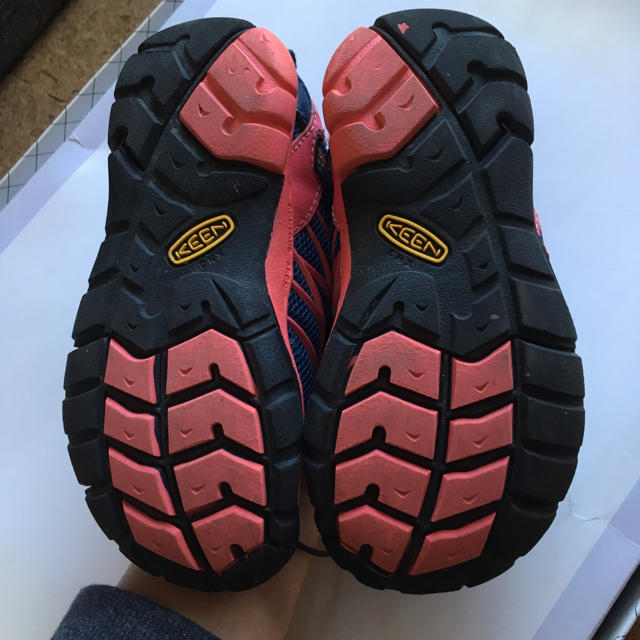 KEEN(キーン)のkeen☆スニーカー キッズ/ベビー/マタニティのキッズ靴/シューズ(15cm~)(スニーカー)の商品写真