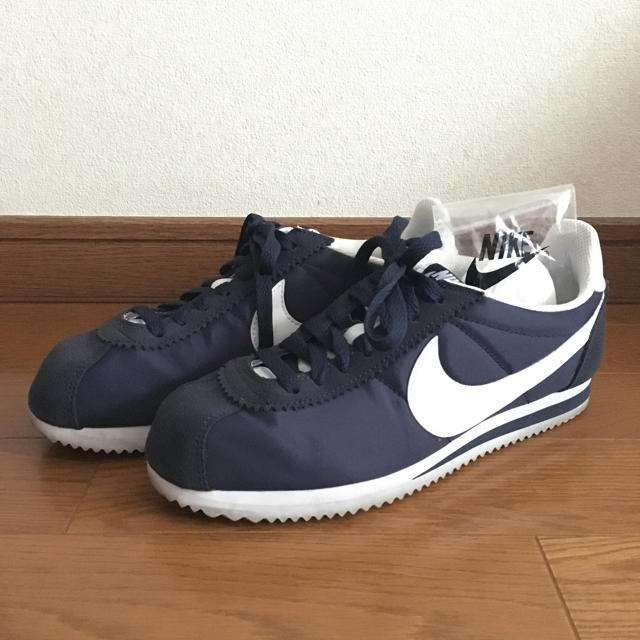 NIKE(ナイキ)のNIKE ナイキ クラッシック コルテッツ ナイロン  24cm レディースの靴/シューズ(スニーカー)の商品写真