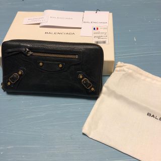 バレンシアガ(Balenciaga)のクラッシックコンチネンタルジップ(財布)