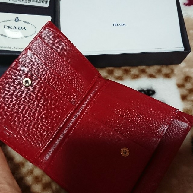 レア☆新品未使用 本物 プラダ 二つ折り財布  M668