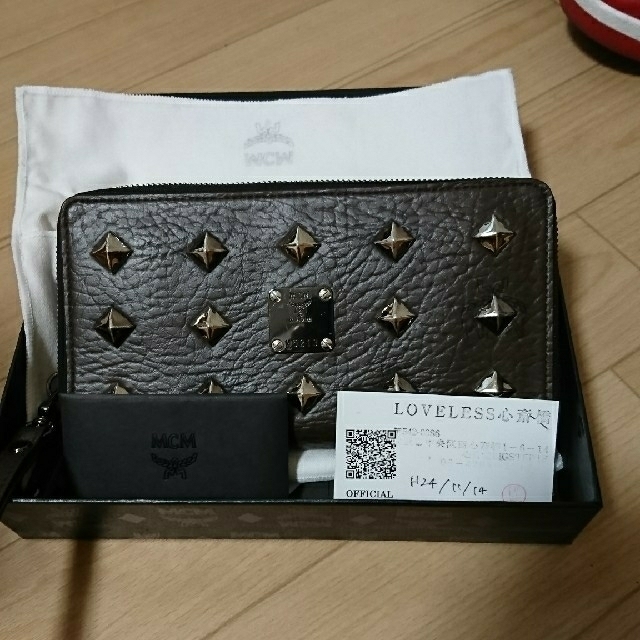 mcm 長財布 loveless心斎橋 購入 今日だけ値下げします。