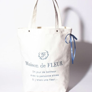 メゾンドフルール(Maison de FLEUR)の🎀新品メゾンドフルールホワイトデニムトート(トートバッグ)