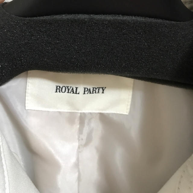 ROYAL PARTY(ロイヤルパーティー)のロイヤルパーティー/トレンチコート レディースのジャケット/アウター(トレンチコート)の商品写真