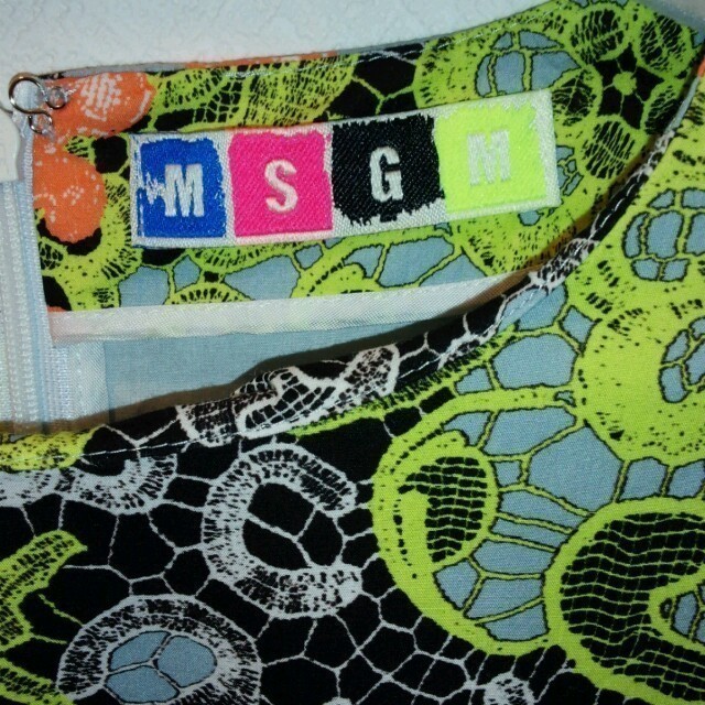 MSGM(エムエスジイエム)のMSGMカットソー レディースのトップス(シャツ/ブラウス(半袖/袖なし))の商品写真