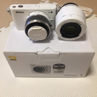 ニコン(Nikon)のNikon J1  ダブルレンズセット(ミラーレス一眼)