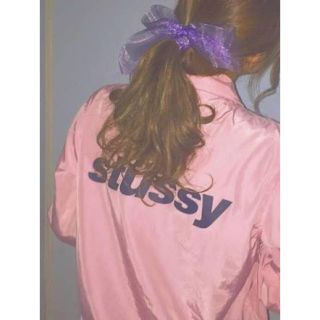 ステューシー(STUSSY)の美品 ステューシー sutussy ピンク コーチジャケット(ナイロンジャケット)