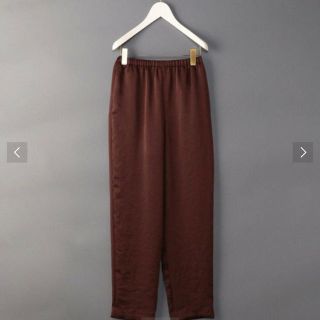 ビューティアンドユースユナイテッドアローズ(BEAUTY&YOUTH UNITED ARROWS)の【新品未使用】6(ROKU) SATIN PANT(カジュアルパンツ)