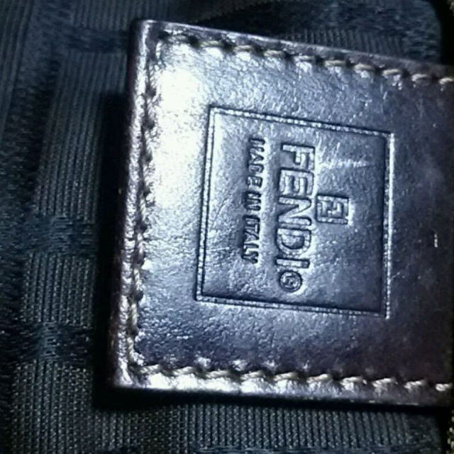 FENDI(フェンディ)の限定希少90s王道総柄!フェンディ高級イタリア製トートバッグビンテージ メンズのバッグ(その他)の商品写真