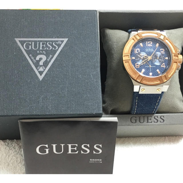 GUESS(ゲス)の期間限定更に値下げ中‼️guessデニム柄メンズ腕時計 メンズの時計(腕時計(アナログ))の商品写真