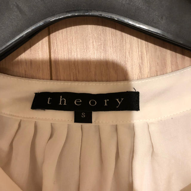 theory(セオリー)のセオリー ブラウス レディースのトップス(シャツ/ブラウス(半袖/袖なし))の商品写真