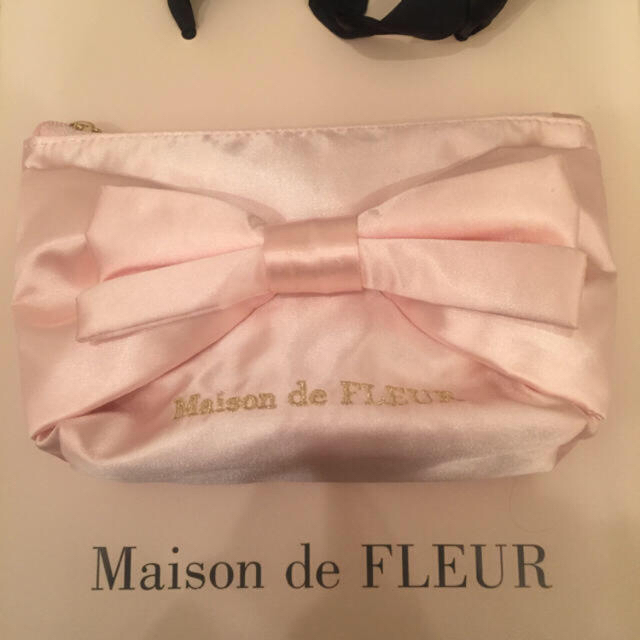 Maison de FLEUR(メゾンドフルール)のリボンポーチ レディースのファッション小物(ポーチ)の商品写真