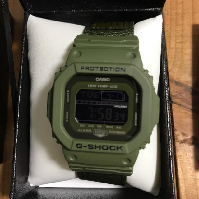 G-SHOCK(ジーショック)のG-SHOCK G-LIDE GLS-5600CL-3JF 完売 カーキグリーン メンズの時計(腕時計(デジタル))の商品写真