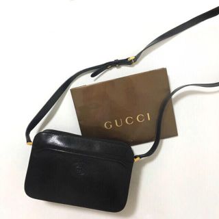 グッチ(Gucci)の美品♡レア♡グッチ♡ロゴプレート付き♡レザーショルダーバッグ(ショルダーバッグ)