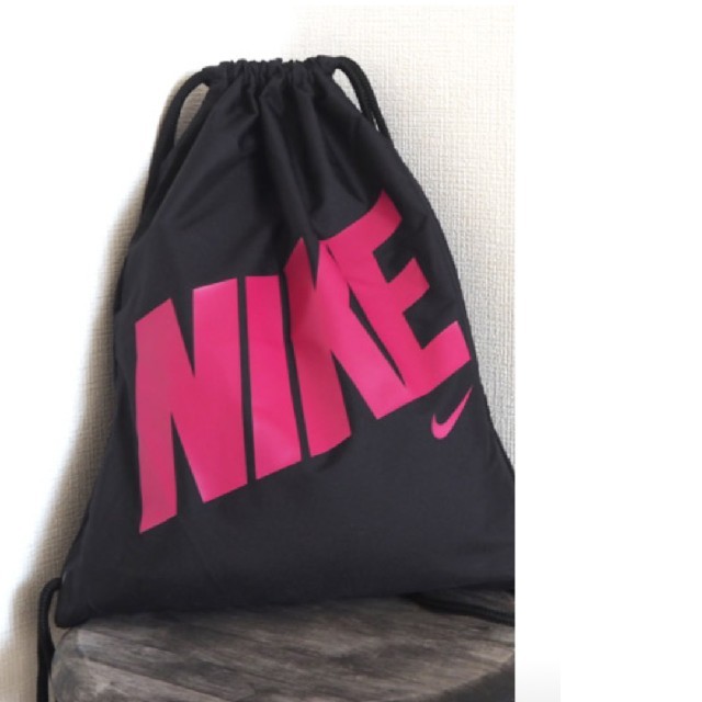 NIKE(ナイキ)の新品　ナイキ　ナップサック　ピンク レディースのバッグ(リュック/バックパック)の商品写真