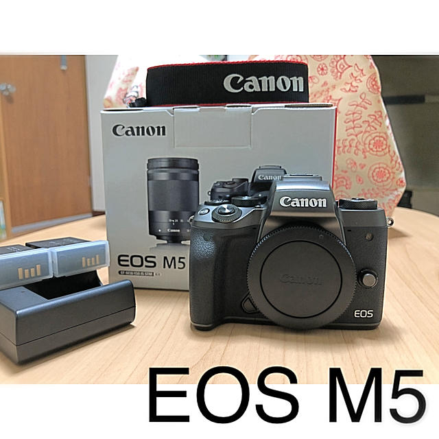 Canon EOS M5 ミラーレス機カメラ