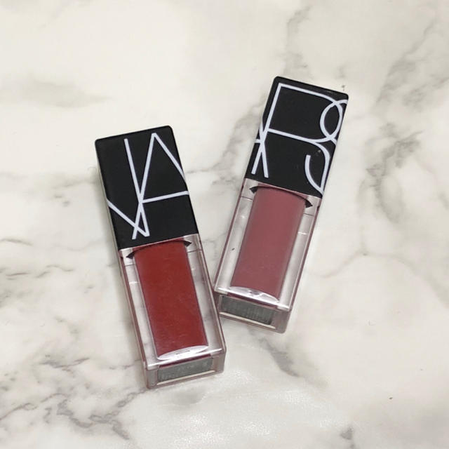 NARS(ナーズ)の新品未使用 NARS リップ 二本セット コスメ/美容のベースメイク/化粧品(口紅)の商品写真