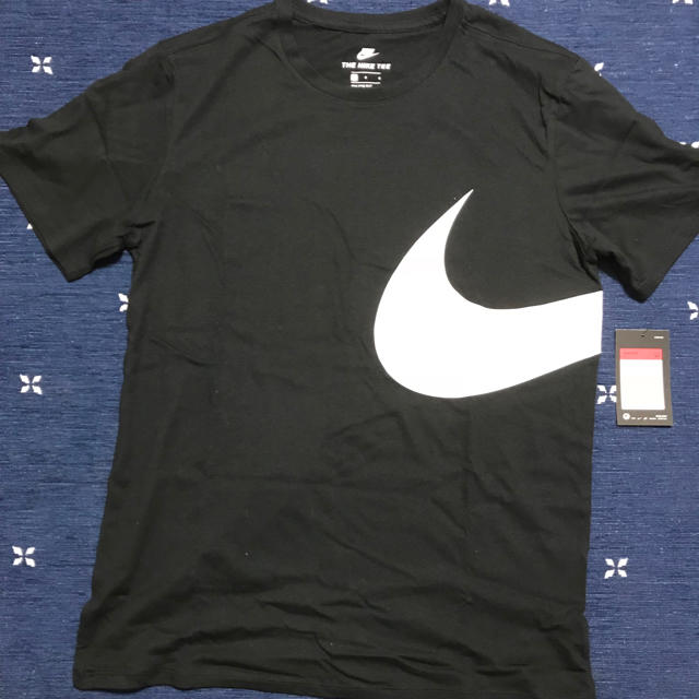 NIKE(ナイキ)の再値下げ【新品】ナイキ ビッグスウォッシュ  Tシャツ メンズのトップス(Tシャツ/カットソー(半袖/袖なし))の商品写真