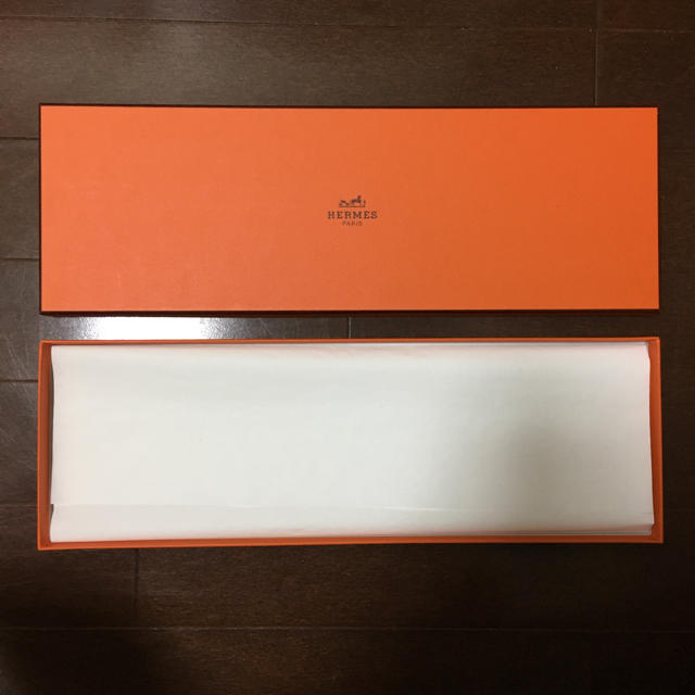 Hermes(エルメス)のHERMES エルメス ネクタイ 空箱 メンズのファッション小物(ネクタイ)の商品写真