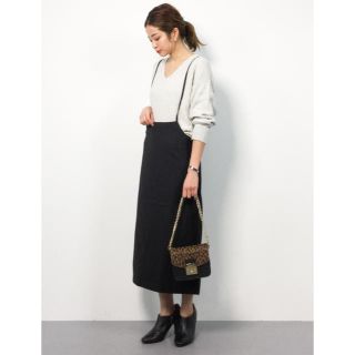 新品‼︎apres  jour♡オシャレなサス付きタイトスカート♡(ひざ丈スカート)