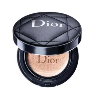 クリスチャンディオール(Christian Dior)の新品 限定品 ディオールスキン フォーエヴァー クッション #010(ファンデーション)