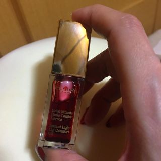 クラランス(CLARINS)のクラランス💖コンフォートリップオイル#03レッドベリー💖(リップグロス)