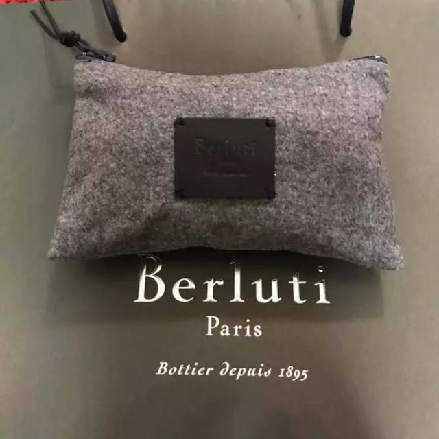 Berluti(ベルルッティ)のベルルッティ シューケアセット 非売品 メンズの靴/シューズ(ドレス/ビジネス)の商品写真