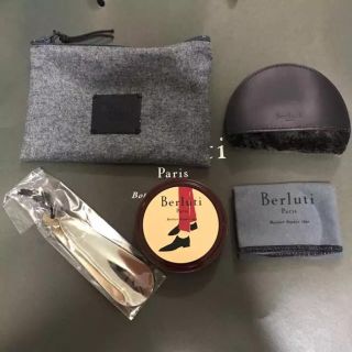 ベルルッティ(Berluti)のベルルッティ シューケアセット 非売品(ドレス/ビジネス)