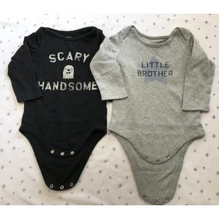 ベビーギャップ(babyGAP)の【tomoyanさま】ベビーギャップ ボディシャツ 長袖 2着 6-12ヶ月(ロンパース)