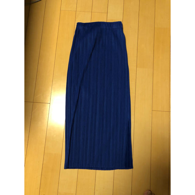 PLEATS PLEASE ISSEY MIYAKE(プリーツプリーズイッセイミヤケ)のイッセイミヤケ プリーツプリーズ ロングスカート ロイヤルブルー 専用 レディースのスカート(ロングスカート)の商品写真