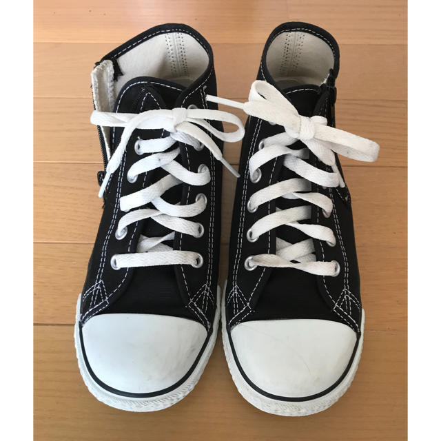 CONVERSE(コンバース)のコンバースハイカットシューズ22センチ キッズ/ベビー/マタニティのキッズ靴/シューズ(15cm~)(スニーカー)の商品写真