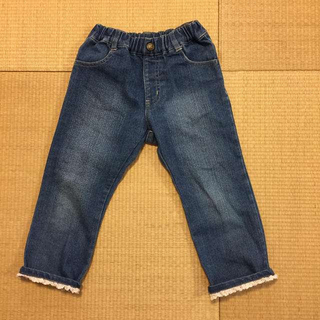 3can4on(サンカンシオン)のサンカンシオン  デニムパンツ 110 キッズ/ベビー/マタニティのキッズ服女の子用(90cm~)(パンツ/スパッツ)の商品写真