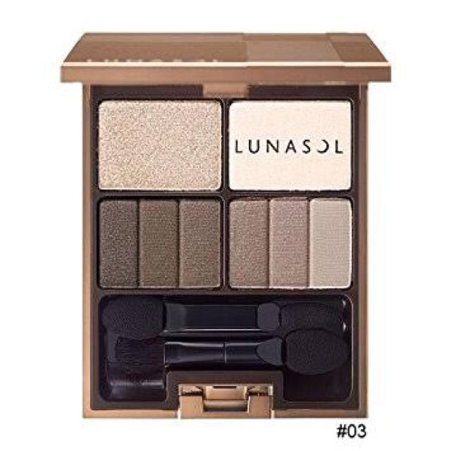 LUNASOL(ルナソル)の美品♡ルナソルフェザリースモーキーアイズ03 コスメ/美容のベースメイク/化粧品(アイシャドウ)の商品写真