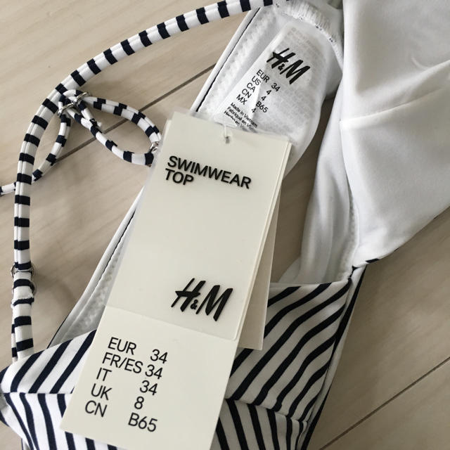 H&M(エイチアンドエム)のH&M bikini top レディースの水着/浴衣(水着)の商品写真