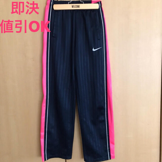 NIKE(ナイキ)の【難有り】NIKE ロングパンツ スポーツ/アウトドアのトレーニング/エクササイズ(トレーニング用品)の商品写真