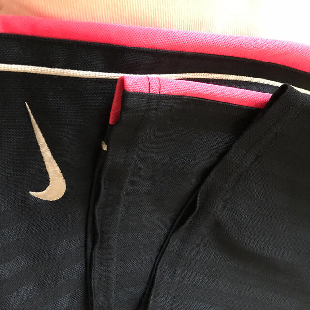 NIKE(ナイキ)の【難有り】NIKE ロングパンツ スポーツ/アウトドアのトレーニング/エクササイズ(トレーニング用品)の商品写真