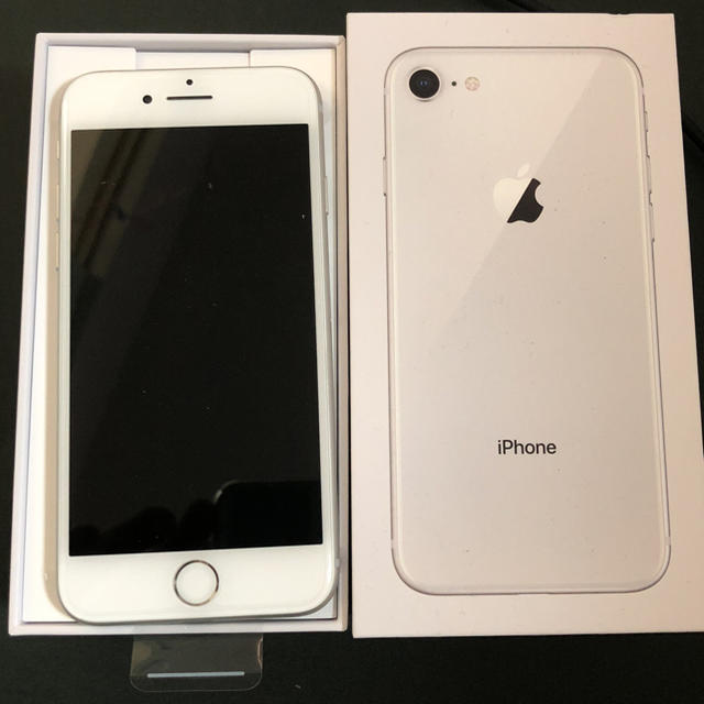 SIMフリー 新品 iPhone8 64ギガ シルバー