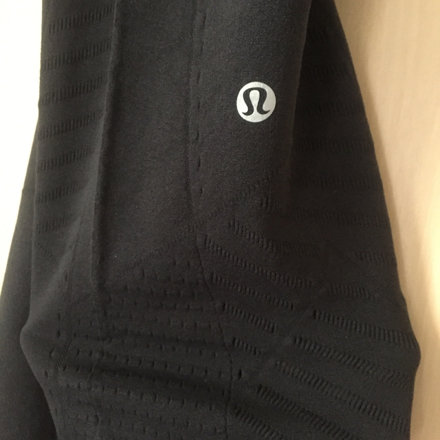 lululemon(ルルレモン)のWarp knit tight 8 レディースのパンツ(クロップドパンツ)の商品写真