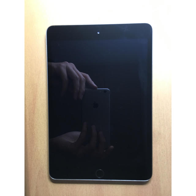 iPad mini3 16GB Wi-Fiモデル