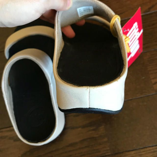 fitflop(フィットフロップ)の【最終価格】新品‼️フィットフロップ☆サンダル  US５ レディースの靴/シューズ(サンダル)の商品写真