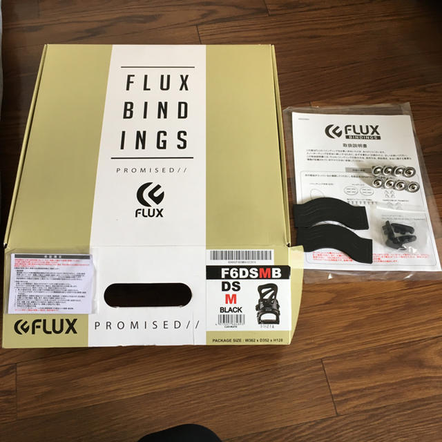 FLUX(フラックス)のFLUX バインディング DS スポーツ/アウトドアのスノーボード(バインディング)の商品写真