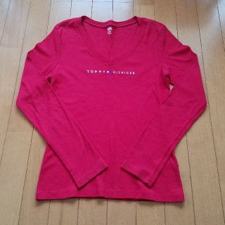 トミーヒルフィガー(TOMMY HILFIGER)のTOMMY HILFIGER トミーフィルガー ＶネックロンT(Tシャツ(長袖/七分))