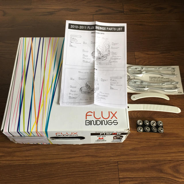 FLUX(フラックス)のFLUX バインディング SF45 Mサイズ スポーツ/アウトドアのスノーボード(バインディング)の商品写真