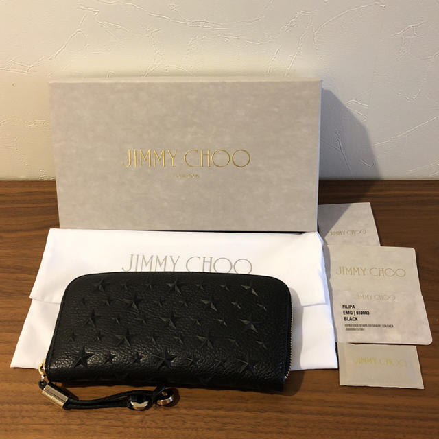 JIMMY CHOO(ジミーチュウ)の♡銀魂様専用♡正規品✩JIMMY CHOO✩美品✩長財布 レディースのファッション小物(財布)の商品写真